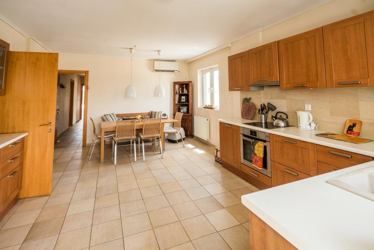 Family Getaway, Spacious And Luxurious, Sea View, Terrace, Next To Voula Beach, 20Min From Center Athene Buitenkant foto